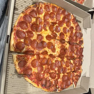 Pepperoni 15&quot; Pizza - Whole