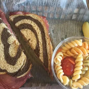 Reuben with pasta salad