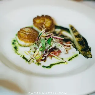 Seared Sea Scallops with Ramp Vinaigrette corn puree, wild mushrooms and sorrel