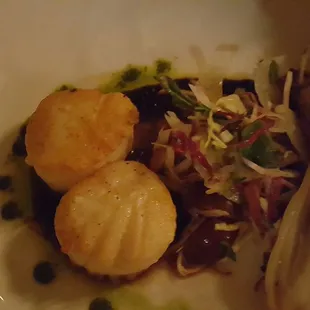 Seared scallops