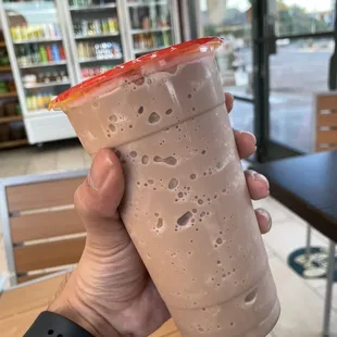 Mocha Iced Blended Smoothie (TikTok: @justandyvu)