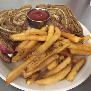 Rueben sandwich