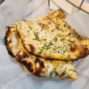 Garlic naan