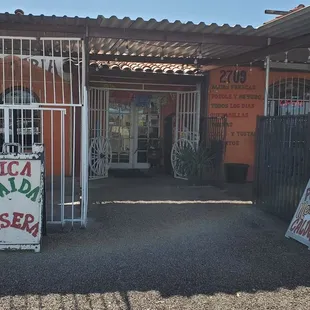 the entrance to the restaurant