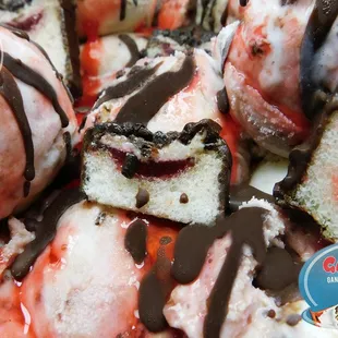 When life gives you Gansitos, make Gansito ice cream. ☺️🍦Making the most out of these delicious Mexican snack cakes!