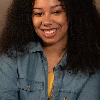 Iyahna L.
