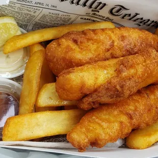 3 pc fish (half order) and order of chips at GB &amp; B