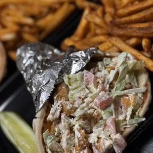 Famous Chicken Strip Pita