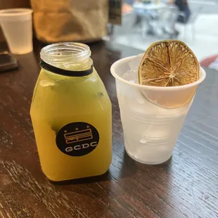 Kiwi pineapple mojito