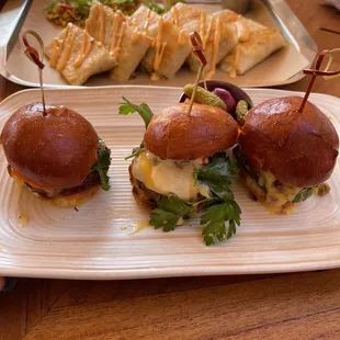 Cali Sliders