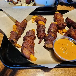 Happy hour Jalapeño poppers