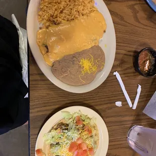 Beef chalupa, beef burrito