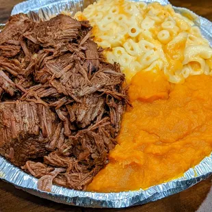 January 7 2022; Stew steak w. mac and cheese, talkari ($13.50).