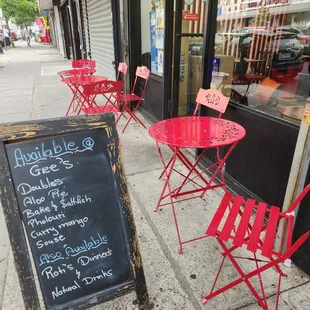 Gee&apos;s Caribbean Restaurant is Summer/Warm Weather ready READY!