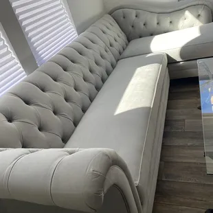 Furniture of America Rotterdam Sectional