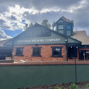 2/14/2025 - I think the building fits the name.