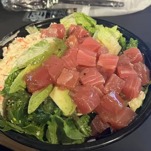 Tuna poke bowl