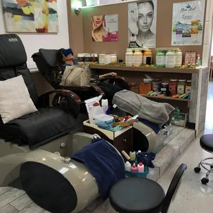 an hour pedicure include neck massage with stress relief oil- 65$