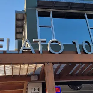 the entrance to gelato 101