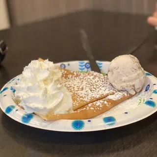 Crepe with 1 Scoop Gelato