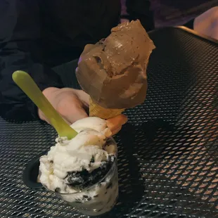 Cookies &amp; cream in a cup accompanied by yummy chocolate in a cone! :-)