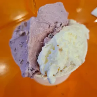 Blackcurrant chip and biscoff