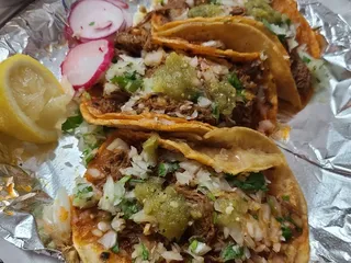 Bodega R Ranch Market