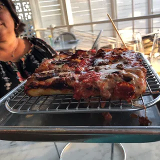 T's Pie