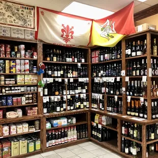 Lots of Italian wines.