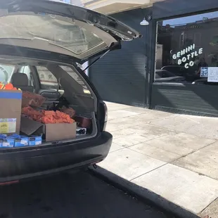 Gemini Bottle Co kicking things off for a community clean-up day!