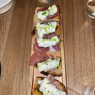 Prosciutto &amp; Burrata Crostini