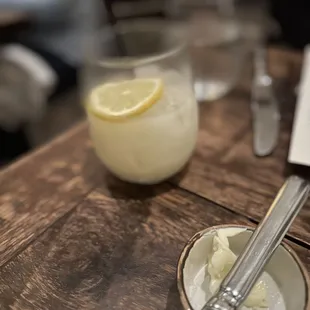 Lemon slush drink that was delicious &amp; non alcoholic