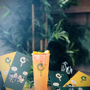 Passion grapefruit green tea with combo jelly