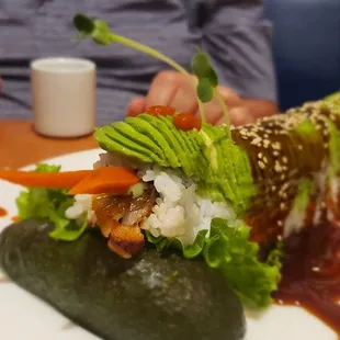 Caterpillar roll