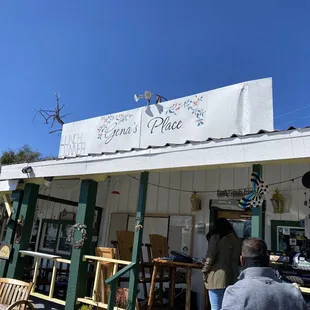 Stop by to rent snow chains here.