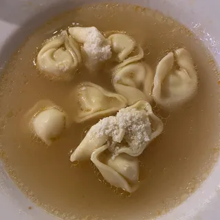 Tortellini in Brodo