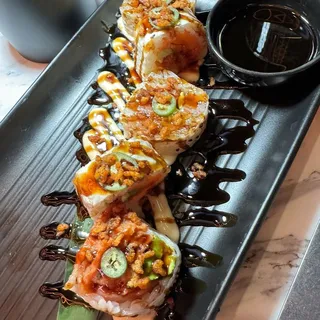 GODZILLA CRUNCH ROLL (5 PCS)