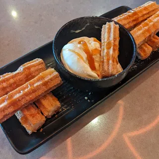 CHURROS