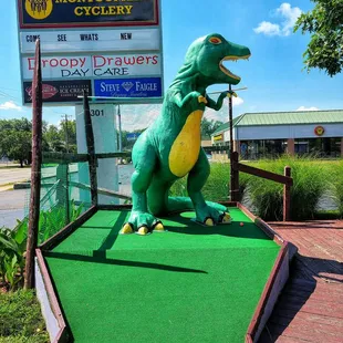 Dino.