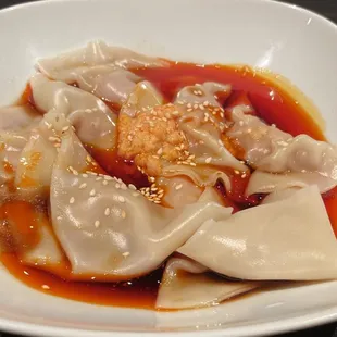 Pork Dumpling With Chili Oil 红油水饺