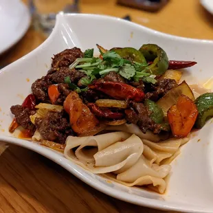 Cumin lamb noodles