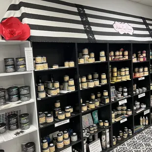 Dixie Belle Paint