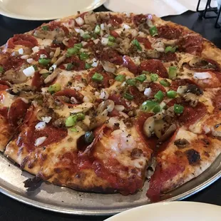 Deluxe Pizza