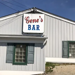 the front of gene's bar