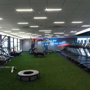 We have a brand new functional turf for training, as well as plenty of treadmills.