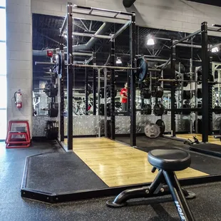 Squat rack at Tara Plaza Genensis