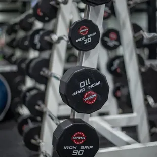 gym equipment at Ward Parkway Genesis