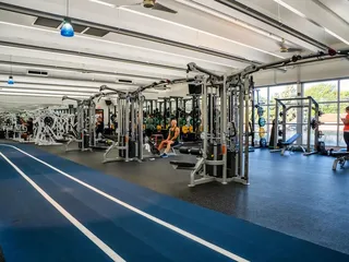 Genesis Health Clubs - 84th & Q Street