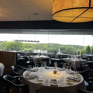 oysters and mussels, outside