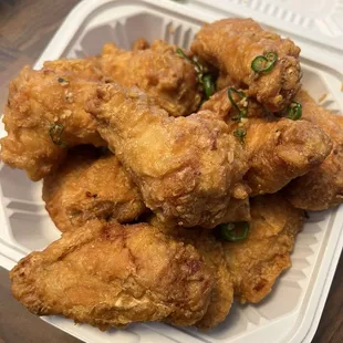 Salt and pepper chicken wings